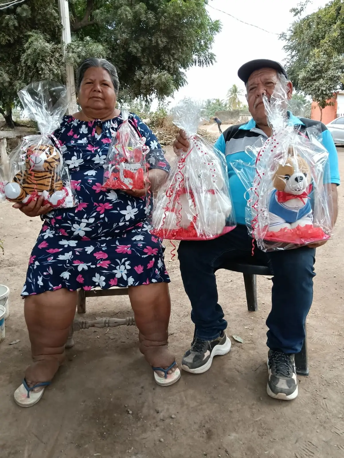 Lupita y Óscar siempre están juntos buscando salir adelante.