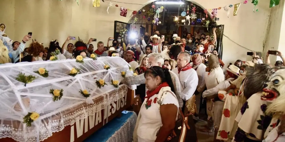 La Directora de Pueblos Indígenas del Ayuntamiento de Ahome, Silvina Valenzuela, invitó a vivir las fiestas tradicionales yoremes. Foto: cortesía.