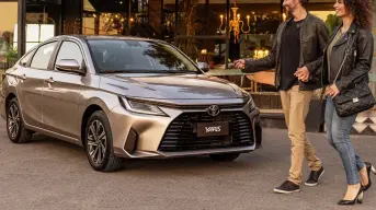 Toyota Yaris Sedán 2025: gran rendimiento y estilo disponible en México