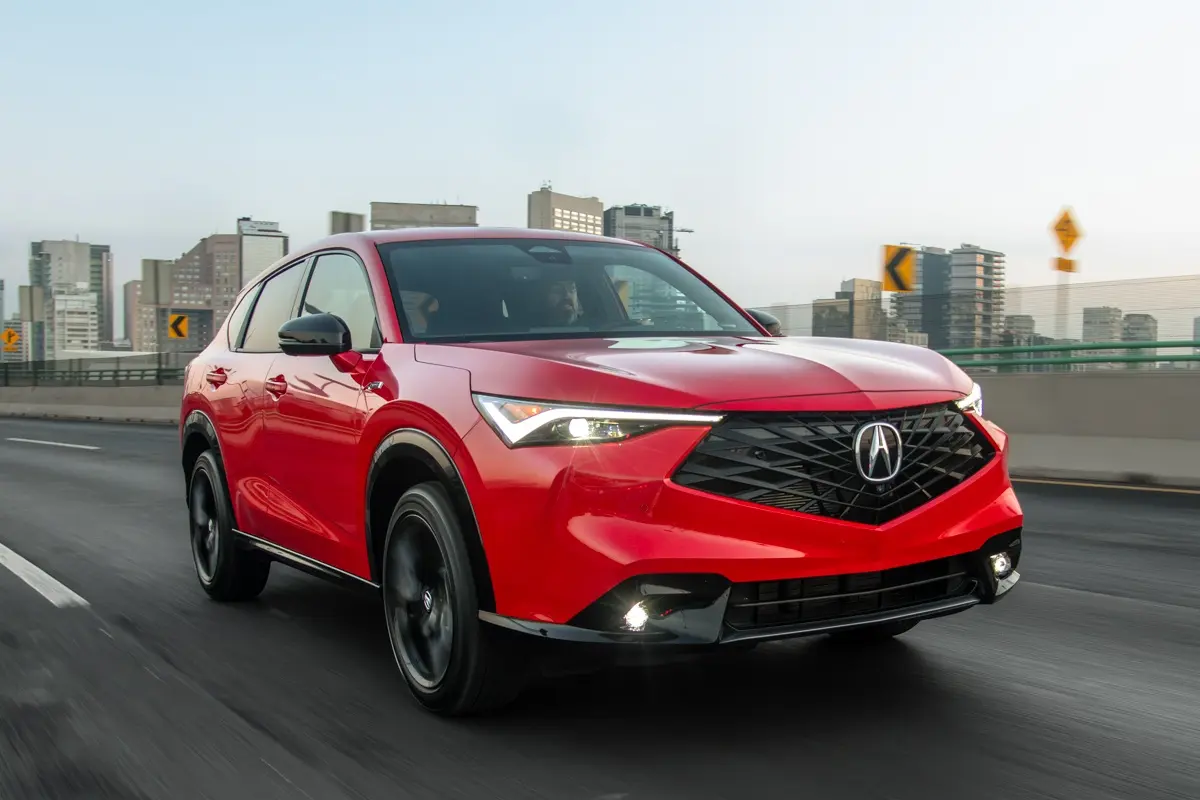 El Acura ADX 2025 combina estilo y potencia en una SUV. Foto: Acura