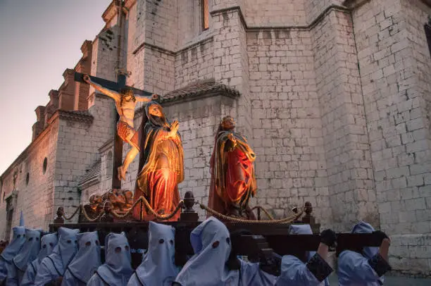 Conoce la razón por la que la Semana Santa se celebra en distintas fechas. Foto: iStock. 