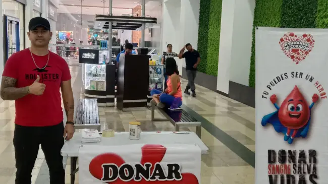 En Barrancos, los integrantes de la Asociación Sangrones que dan vida realizan distintas actividades para motivar a la sociedad a ser donadores.