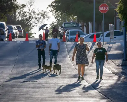 ¡Más de 40 años de espera! Colonia Lázaro Cárdenas en Culiacán celebra la pavimentación de la calle Valentín Canalizo