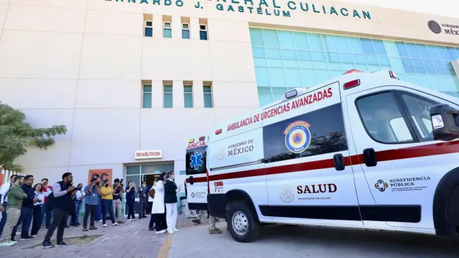 El operativo de traslado de pacientes al nuevo Hospital General de Culiacán, durante este sábado 22 de marzo, fue todo un éxito.