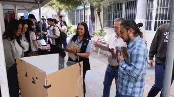 Alumnos de la Preparatoria Hermanos Flores Magón de la UAS presentan más de 70 proyectos de Física