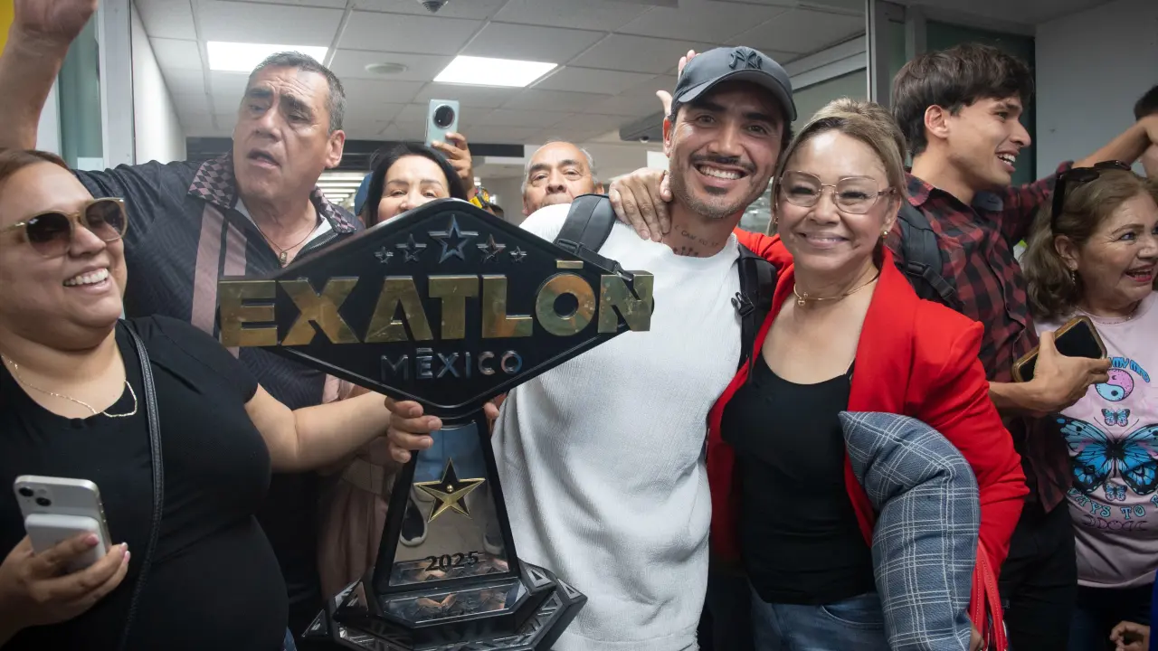 El triunfo de “Mono” Osuna en Exatlón México 2025 lo consagra en la historia del reality de competencia deportiva e inspira a nuevas generaciones de atletas. Foto:IMDEC
