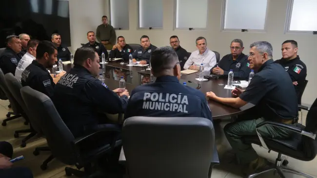 Reunión del titular de la SSP, Óscar Rentería, con secretarios y directores de Seguridad Pública Municipal. Foto: cortesía