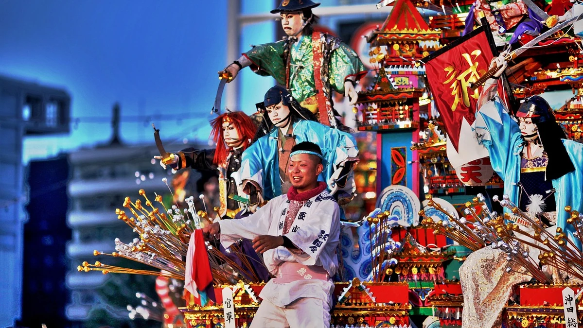 Carroza en un festival en Japón. Foto. Pixabay.