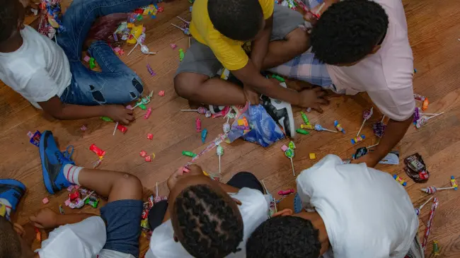 Recientemente, la SEP prohibió la venta de comida chatarra en las escuelas. Foto: Unsplash