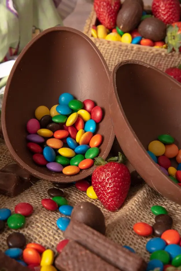 Atrévete a realizar tus propios huevos de Pascua comestibles. Foto: Pinterest.