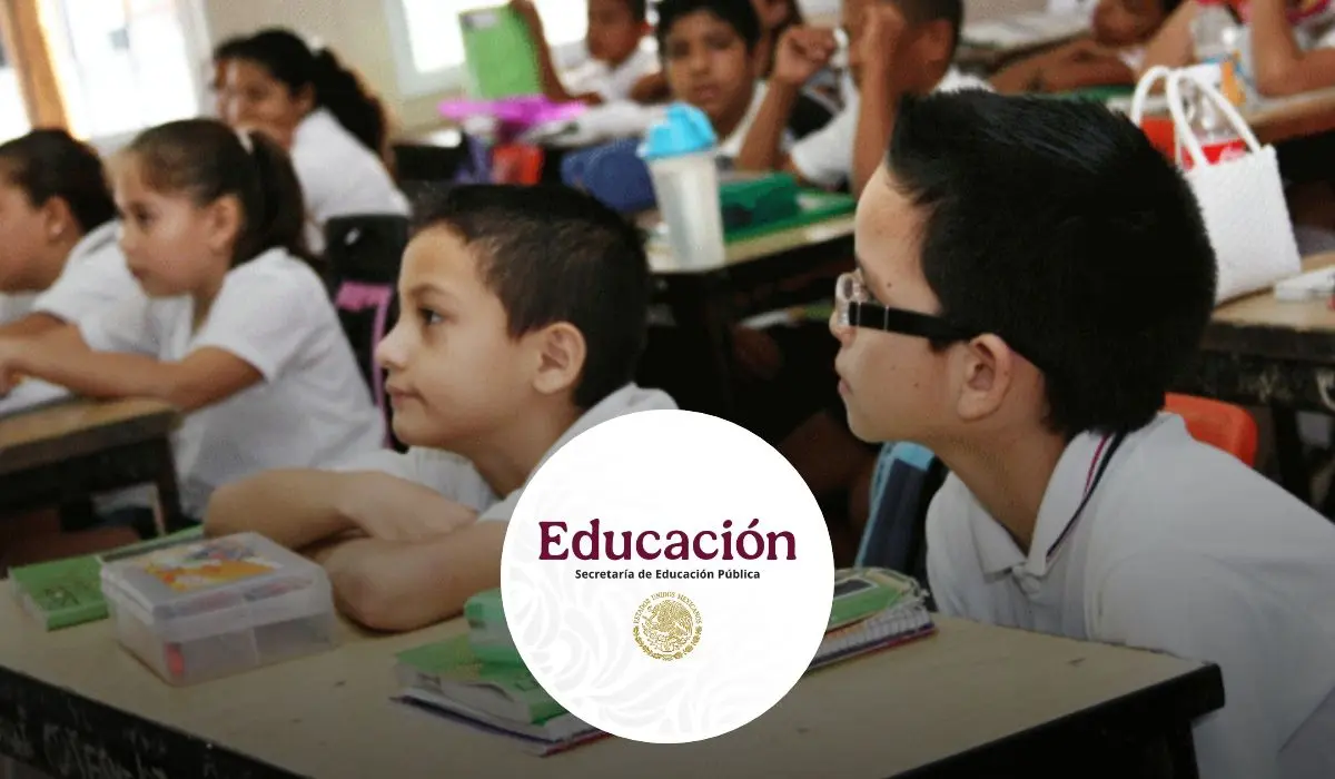 Miles de estudiantes esperan las vacaciones de verano en Sinaloa.