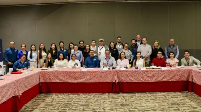 Representantes de 19 Instituciones de Asistencia Privada reciben sus videos promocionales