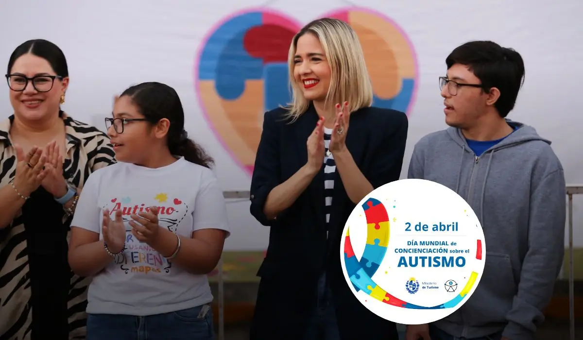 En el marco del Día Mundial de Concienciación sobre el Autismo, la Presidenta, Estrella Palacios, tiñó de colores el Palacio Municipal de Mazatlán. Foto: Cortesía.