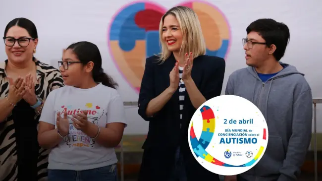 En el marco del Día Mundial de Concienciación sobre el Autismo, la Presidenta, Estrella Palacios, tiñó de colores el Palacio Municipal de Mazatlán. Foto: Cortesía.