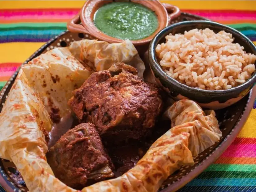 Platillo mixiote, comida mexicana. Foto: cortesía Platillo mixiote, comida mexicana. Foto: cortesía.