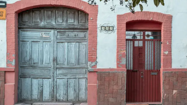 ¿Cuáles son mis opciones en caso de invasión a mi inmueble? Foto: Unsplash