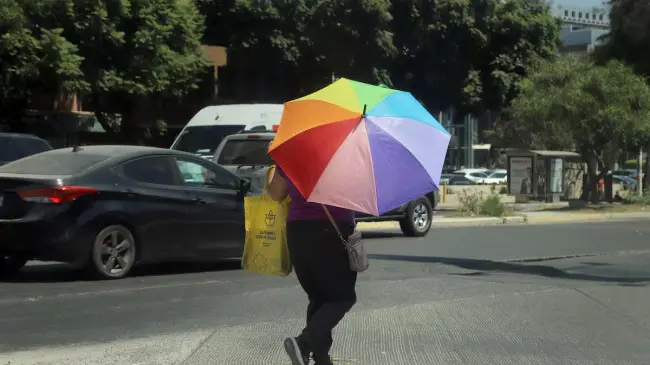 En Baja California se esperan temperaturas máximas de 45 grados este lunes.