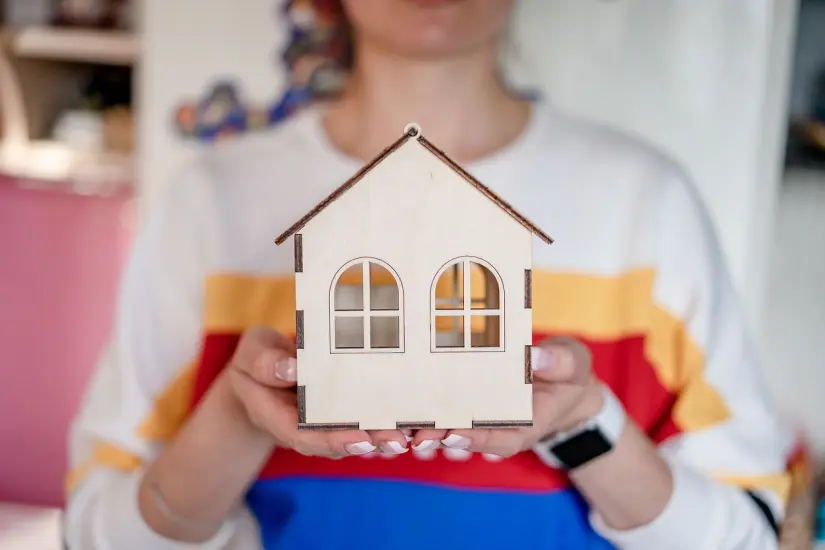 Comprar una casa es el sueño de muchas familias en Baja California.