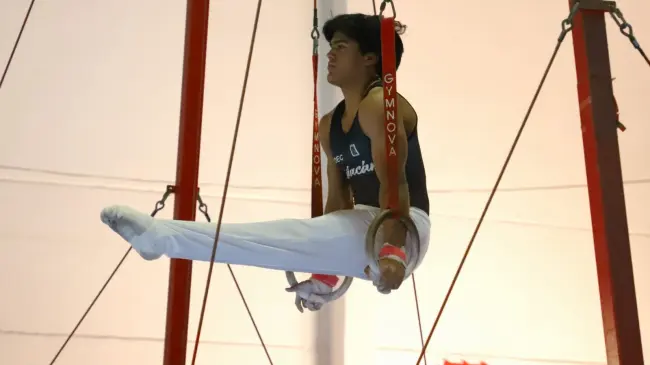 Tras competir en Alemania, el gimnasta sinaloense Aarón Ibarra continúa su preparación para la Olimpiada Nacional de CONADE 2025 en Tlaxcala. Foto: ISDE