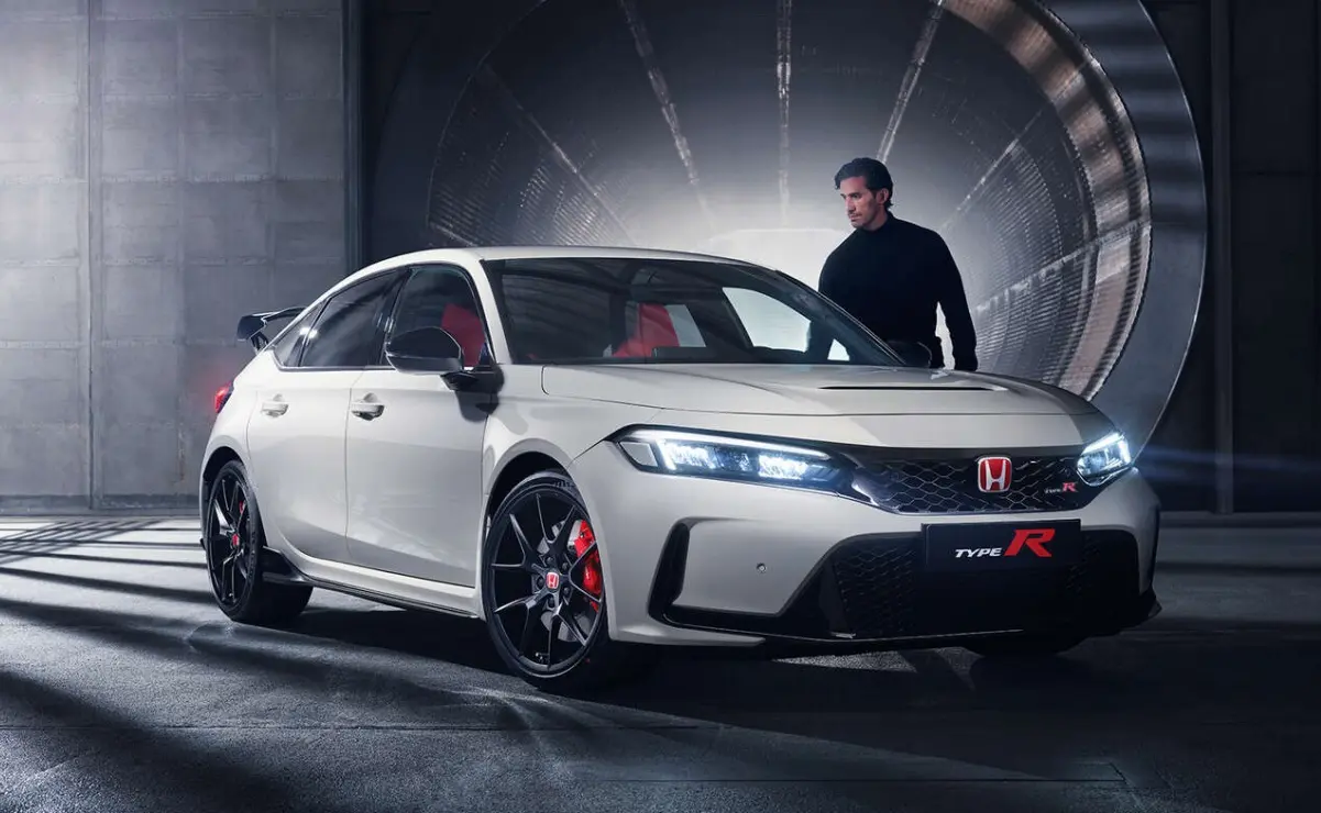 El Honda Civic Type R combina potencia y estilo en un hot hatch. Foto: Honda