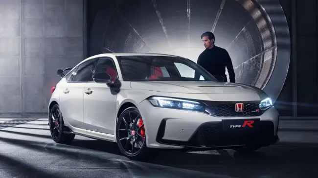 El Honda Civic Type R combina potencia y estilo en un hot hatch. Foto: Honda