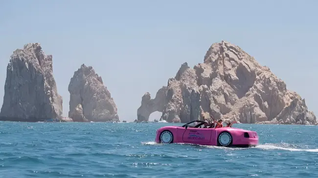 Estos son los detalles del Jetcar rosa en Baja California Sur. Foto: Cortesía.