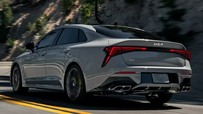 El Kia K5 está diseñado para los amantes de la velocidad. Foto: Kia
