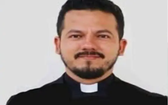 Se busca a Jesús Yovani Gómez Cruz, sacerdote desaparecido en Culiacán desde el 13 de abril