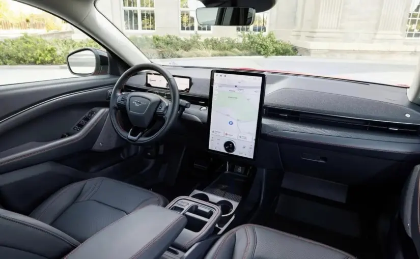 El Ford Mustan Mach-E 2025 es mejor que nunca: conoce sus nuevas mejoras y precio