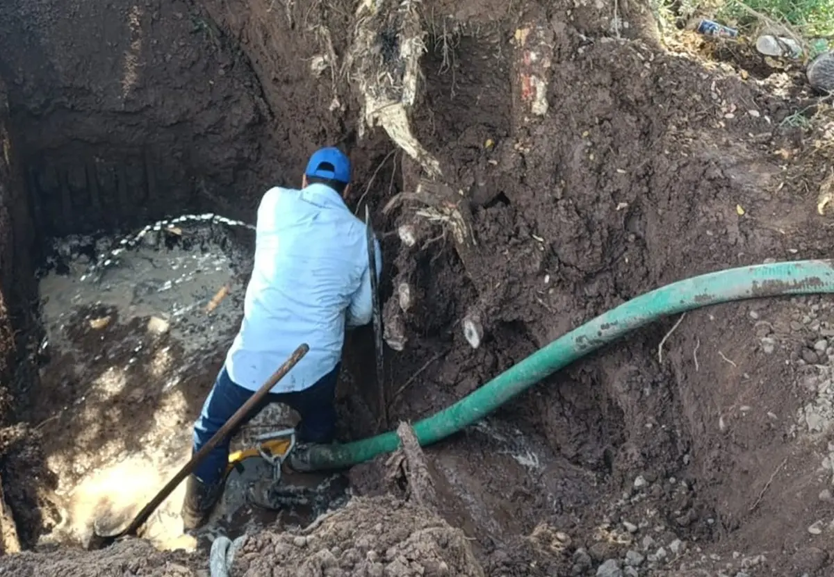 Varias colonias de Culiacán se quedan sin agua.