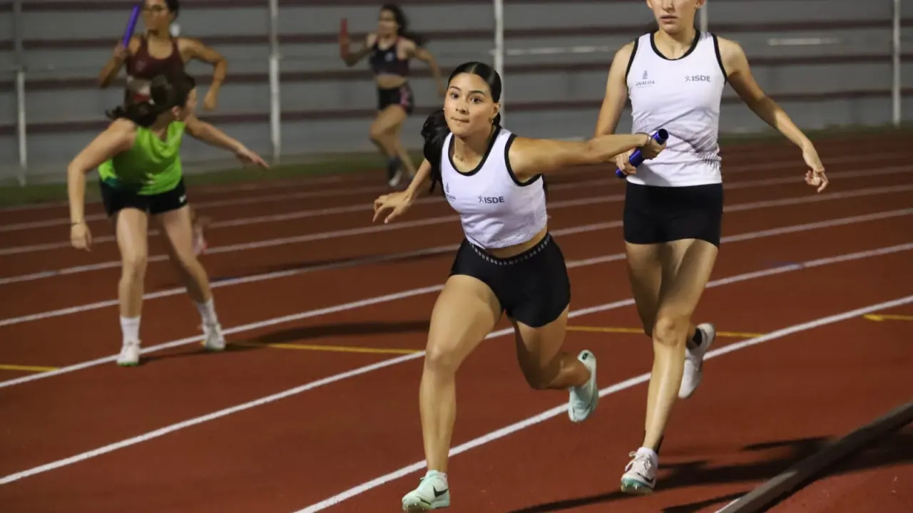 La delegación sinaloense inició con el pie derecho su participación en el Atletismo del Macroregional, cosechando buenos resultados en las primeras pruebas. Foto: ISDE