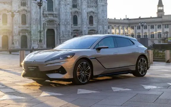 Denza Z9 GT: el sedán eléctrico de lujo que llegará a México con BYD