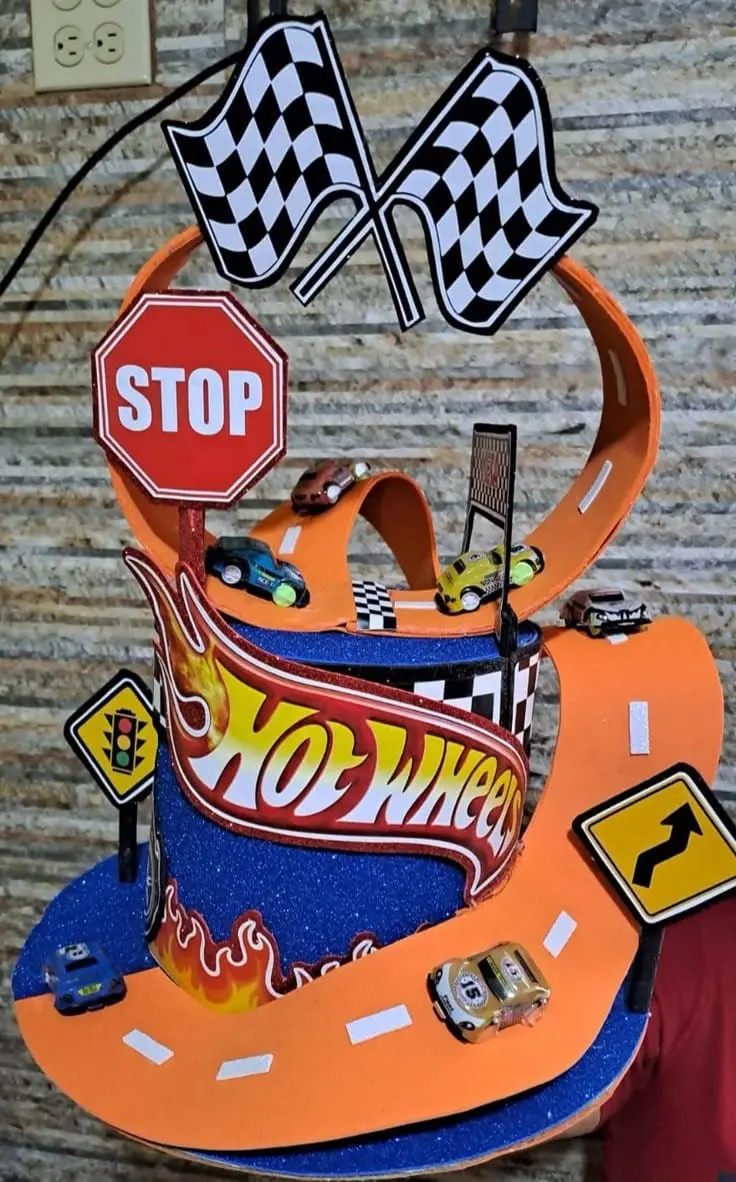 Idea de sombrero loco. Foto: Pinterest.
