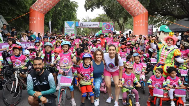 Niñas y niños celebran el Día de la Niñez con gran la “Clásica Ciclista Infantil Luz Daniela Gaxiola” en Culiacán. Foto: IMDEC