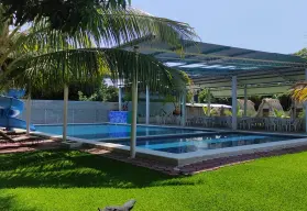 Balnearios en Puerto Escondido: horarios, precios y qué encontrarás