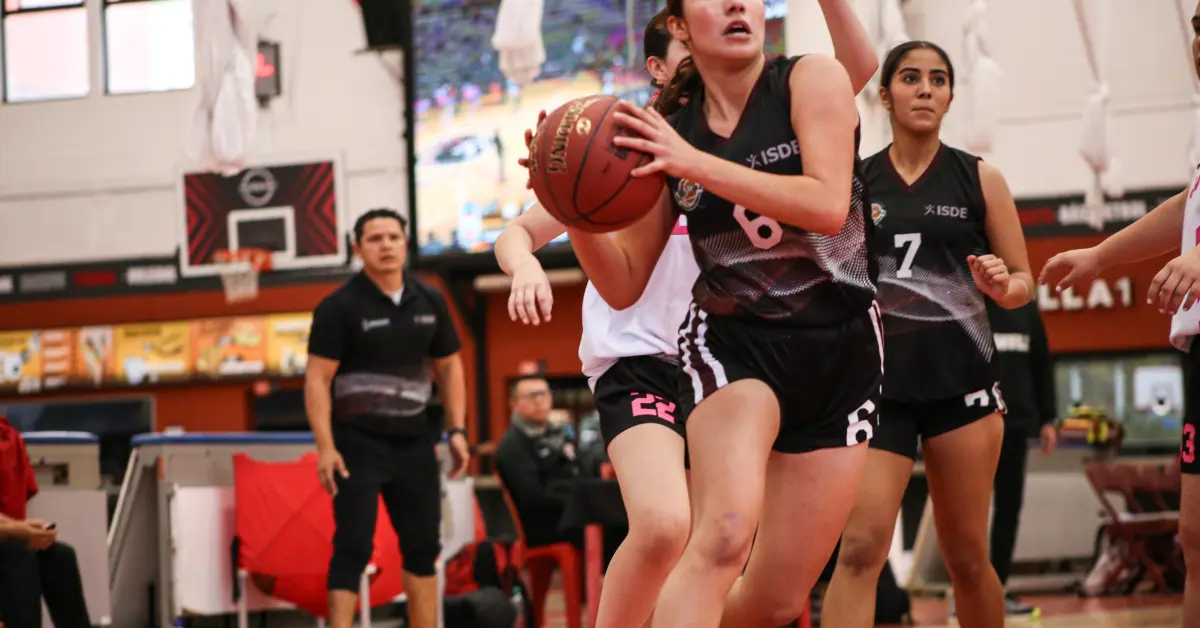 Basquetbolistas de Sinaloa impresionan en el Macro Regional con talento y entrega