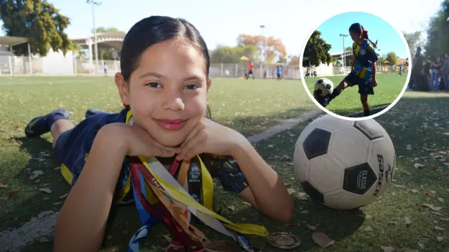 A sus 11 años, Gema Renata ha hecho del fútbol una verdadera lección de dedicación, esfuerzo y superación. Con cada partido, demuestra que el talento no tiene género y que los sueños se logran con pasión y trabajo constante. Foto: Juan Madrigal