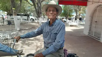 Ciclista de 89 años, José Hernández pedalea con el alma en Villa Juárez Navolato