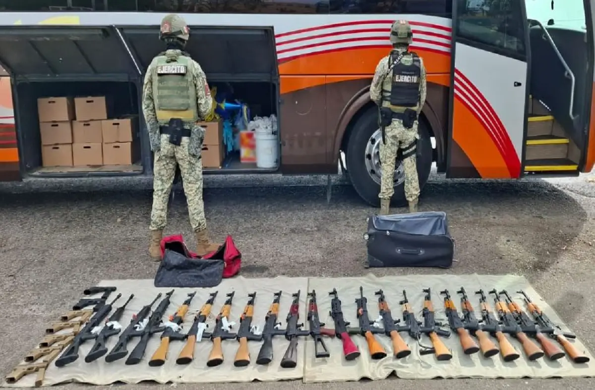 También se decomisó equipo táctico en Culiacán. Foto: Secretaría de Seguridad