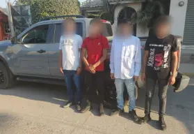Cuatro hombres, un auto y más de 270 dosis de droga: así fue el operativo en Agua Verde, en El Rosario 