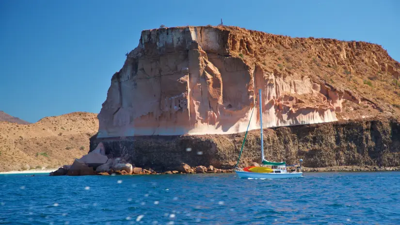 Conoce Isla Espíritu Santo, el mejor lugar para el snorkel