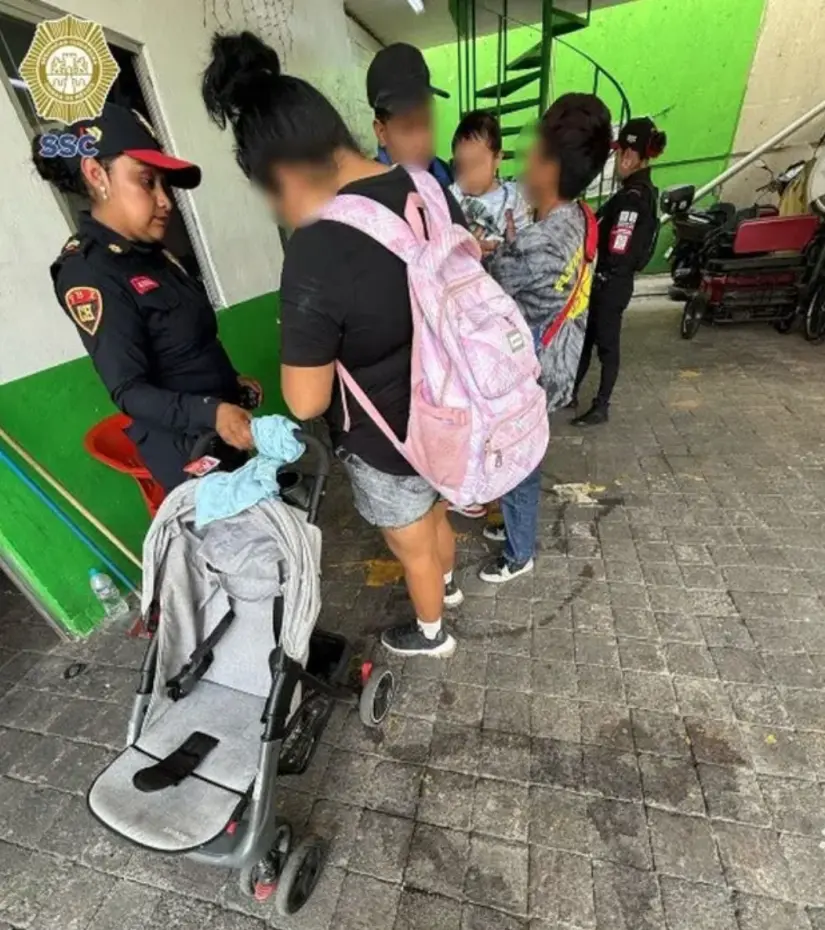 Los padres llegan por los niños. Foto: cortesía