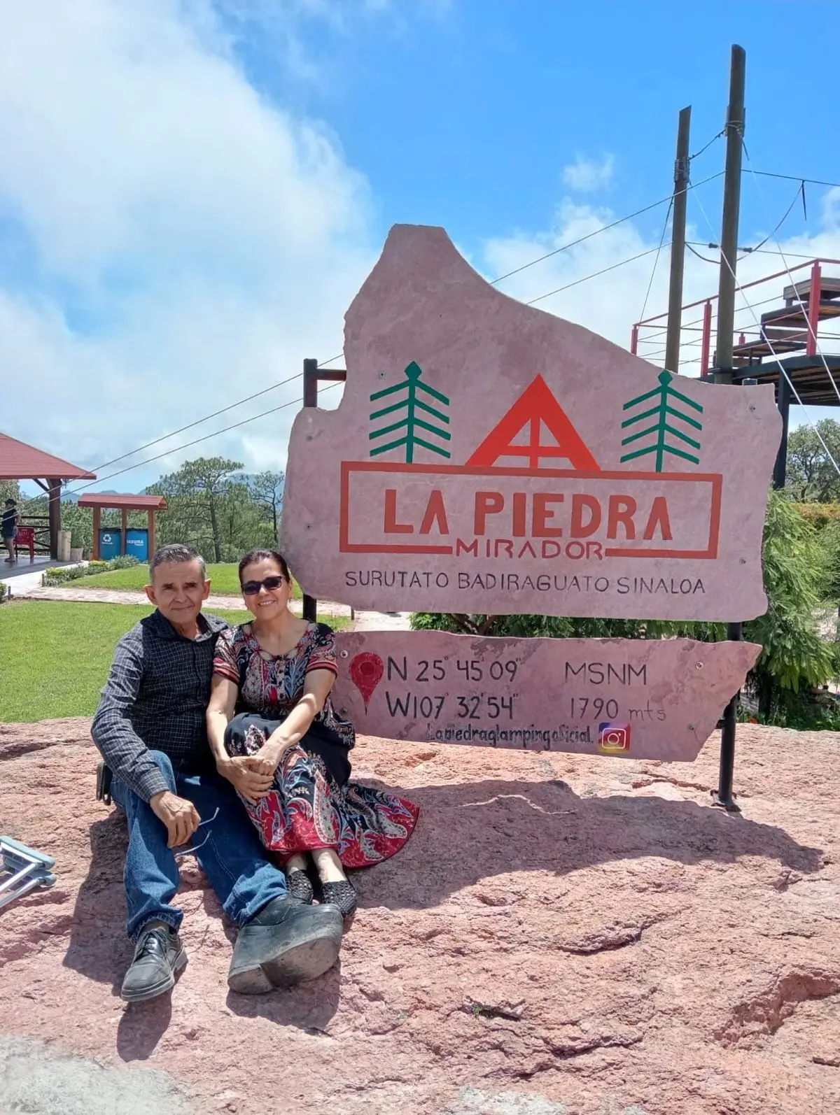 Mirador La Piedra, Surutato, Badiraguato. Turismo de montaña. Foto César Gil