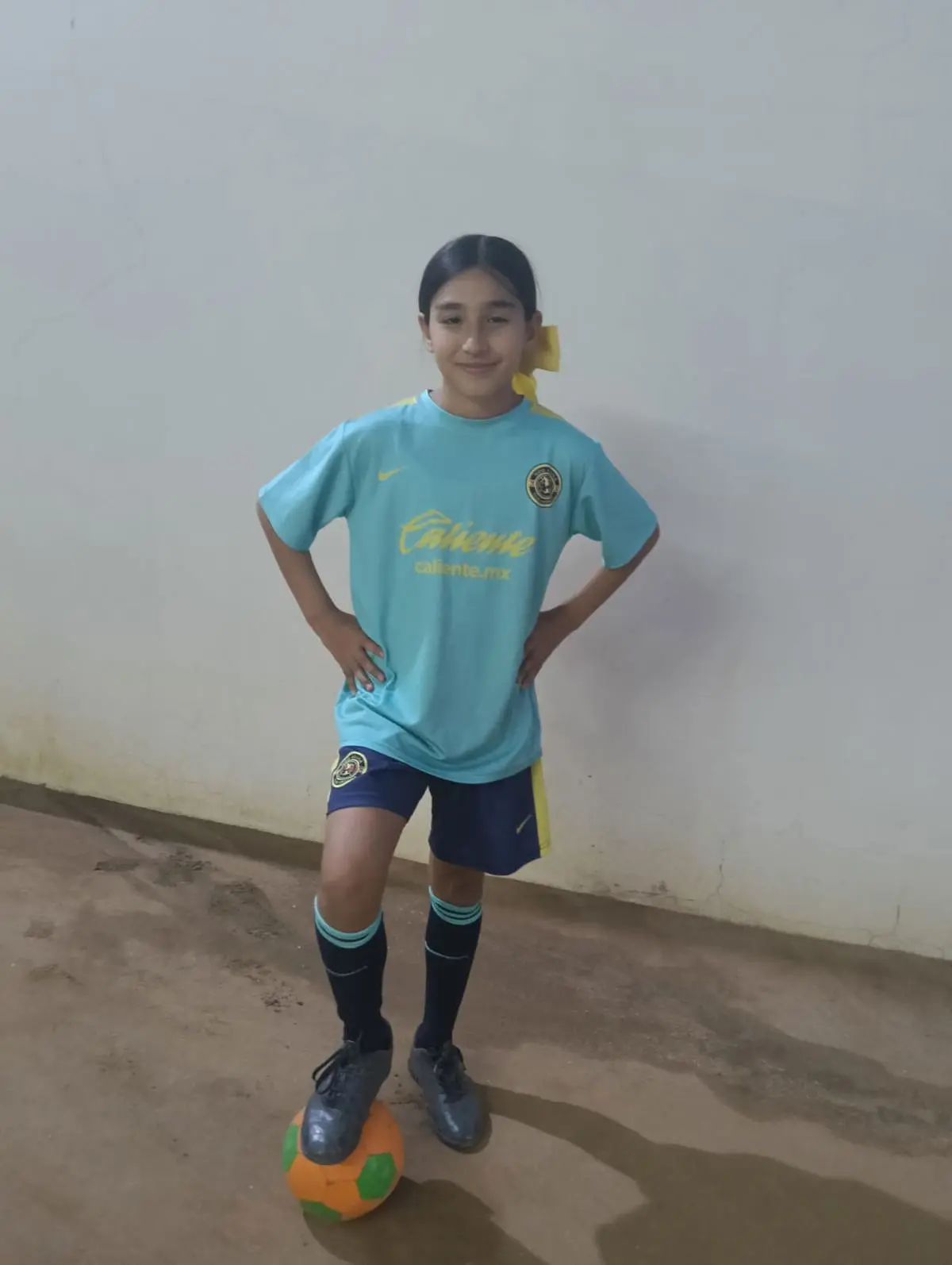 La pasión de Hilary por el futbol es desde muy pequeña.