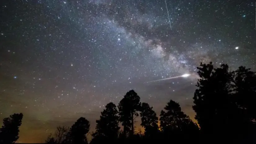 Lluvia de Estrellas Eta Acuáridas