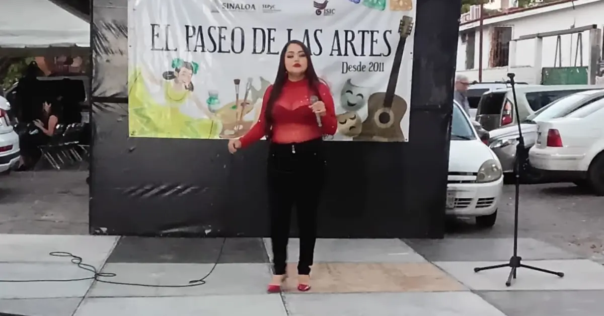 “La Loba” es la Oficial de Culiacán que canta con el alma y se abre paso en la música