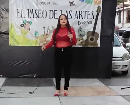 "La Loba" es la Oficial de Culiacán que canta con el alma y se abre paso en la música
