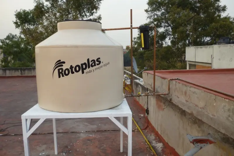 Sé uno de los beneficiados de tinacos y calentadores solares sin algún costo. Foto: Cortesía.
