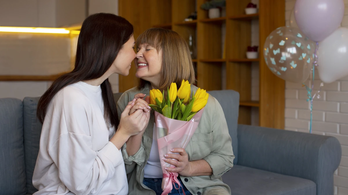 Estos son algunos tips para tener una compra de regalo segura. Foto: Freepik.