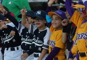 Juego de Estrellas AC celebra su segunda edición con causa y alegría para las familias del béisbol infantil